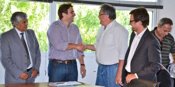 Trato hecho. Ayer se ratificó la puesta en marcha de una nueva etapa para la empresa pesquera de Madryn.