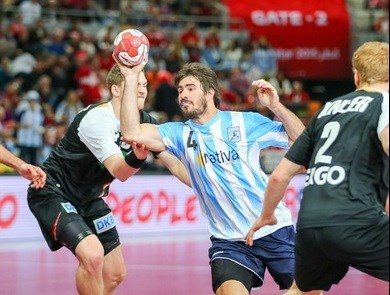 Como Rusia perdió ante Dinamarca, al combinado albiceleste le alcanza con el empate.