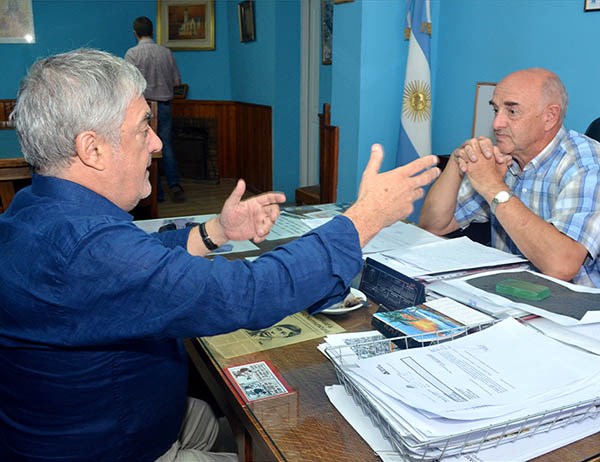 Diálogo abierto. Sorprendió el encuentro entre el “Rafa” y Das Neves.
