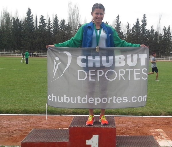 La esquelense Andrea Duerto fue la gran figura de la jornada con tres preseas en el mismo día.