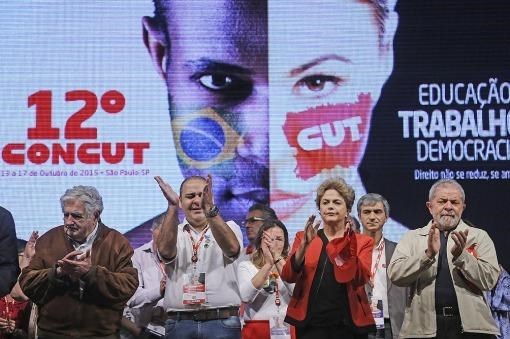 Un acto para cerrar filas ante la embestida de la derecha brasileña.