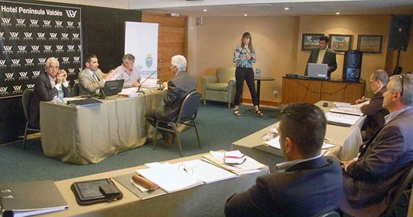 Pleno. Una postal de una de las evaluaciones que se llevaron a cabo para saber el nivel de los funcionarios.