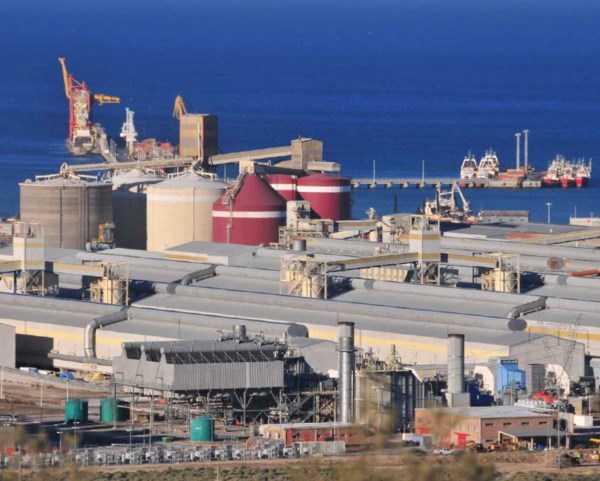 Con presencia. Aluar integra el directorio del puerto de madryn.