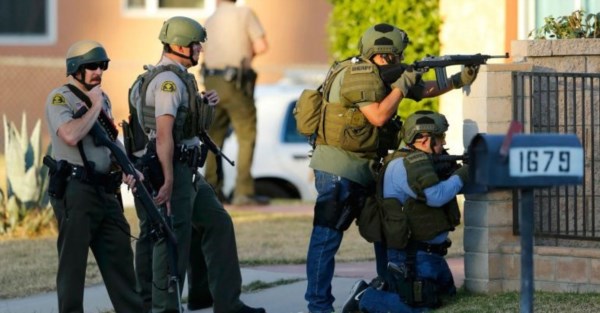 Los autores del tiroteo de California tenían 12 explosivos y 5.000 cartuchos de fusil.