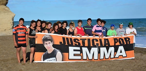 Un año. Amigos, compañeros y familiares de Emma recordaron al joven con el deporte que él más disfrutaba.