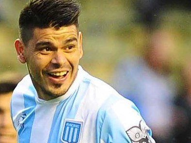 Gustavo Bou, goleador de Racing.