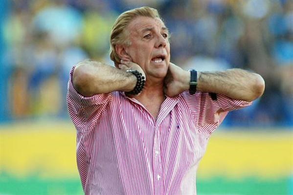 Merlo hizo la pretemporada, le trajeron refuerzos y lo echan en la 1ra fecha.