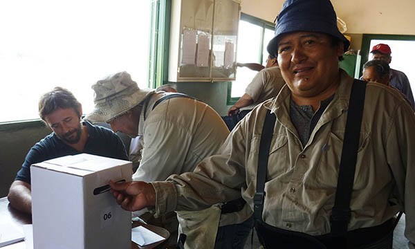 Los afiliados fueron a las urnas para renovar mandatos.