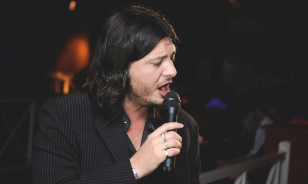 La voz del tango de Trelew estará cantando mañana en la Plaza. 