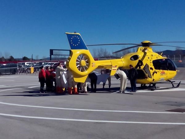 lonso sufre un accidente y es trasladado al hospital en helicóptero.