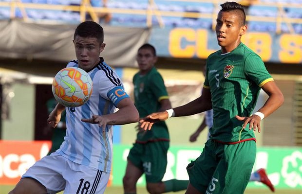El comodorense Tomás Conechny, capitán de Argentina, anotó uno de los goles.