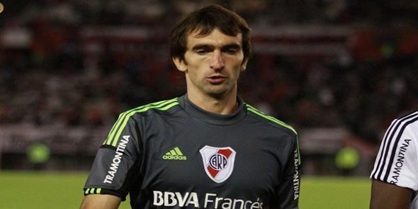 Barovero explicó cómo se lesionó ante Belgrano y aclaró: “No es de gravedad”.