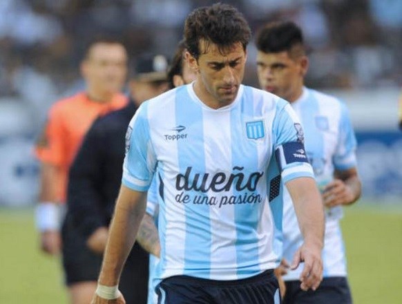 Coca dijo que hay que cuidarlo, "hoy no puede ni trotar".