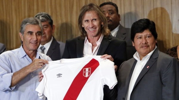 El "Tigre" hizo su primera lista de convocados para la Selección de Perú.