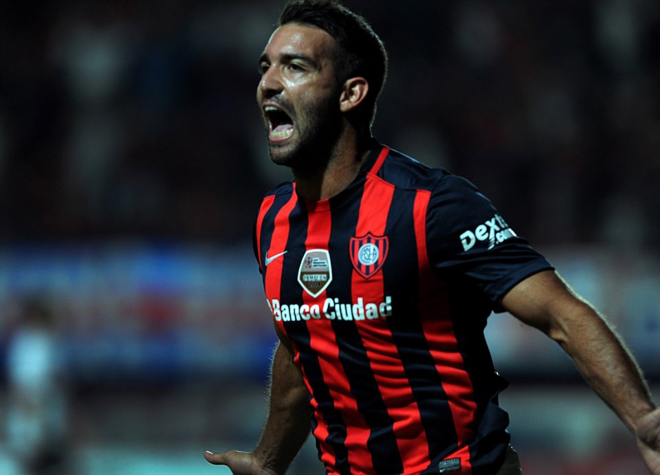 Martín Cauteruccio marcó un golazo y le dio vida a San Lorenzo.