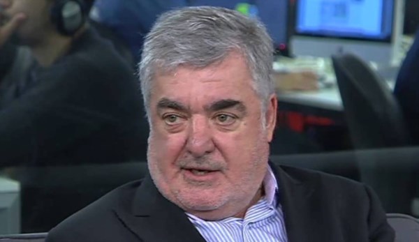 Das Neves se mantiene activo.