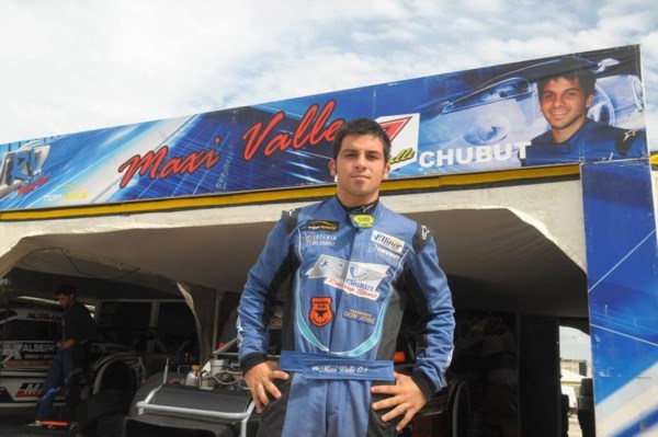 El piloto chubutense finalizó segundo en la primera final del TR Series.