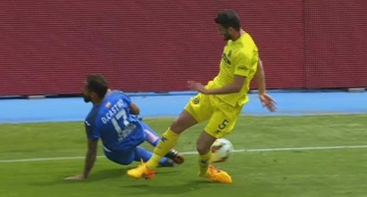 Fea lesión del volante argentino que juega en el "Submarino Amarillo".