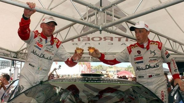 Meeke logra su primera victoria en el Mundial y así festejó en Córdoba.