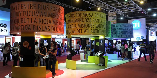 Para la arquitectura del stand de México DF se usó material reciclado y reciclable.