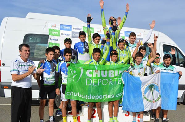 El ciclismo le dio ayer a Chubut la primera medalla dorada de los EPADE, en la contrarreloj de diez kilómetros.