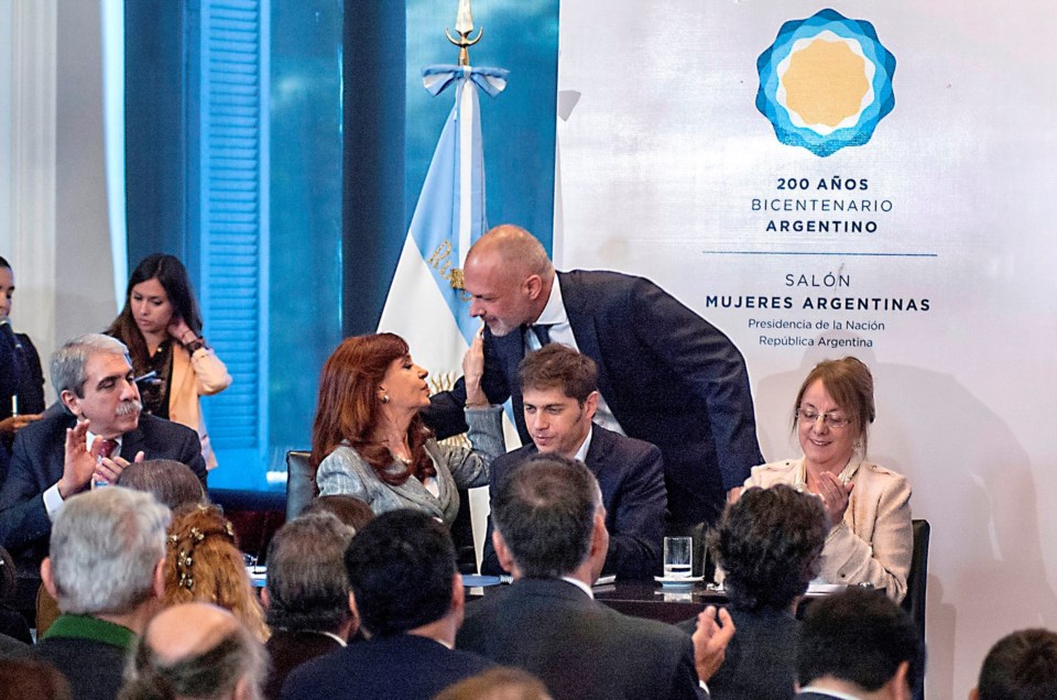 Buzzi junto a Cristina en Buenos Aires.