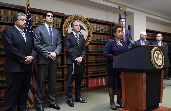 El departamento de justicia de Estados Unidos acusó de fraude, chantaje y lavado de dinero a los imputados.