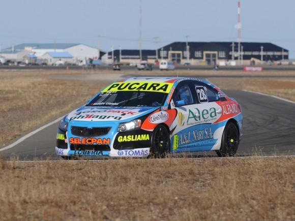Teti tuvo su domingo de gloria, dejó atrás a Matías Rossi.