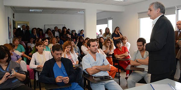 El director del Hospital Zonal , Ruben Lindner, encabezó las actividades en el Centro Materno Infantil.