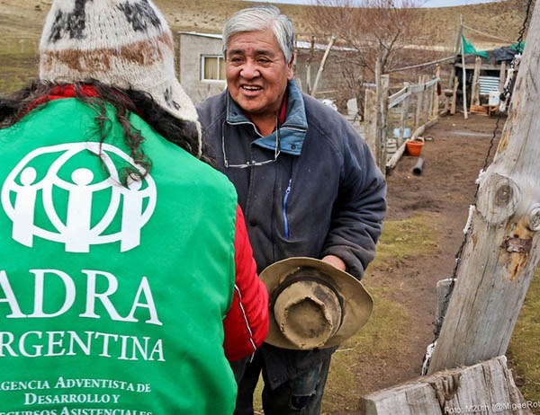 Aporte. La campaña “Invierno sin frío” recorre la zona cordillerana.
