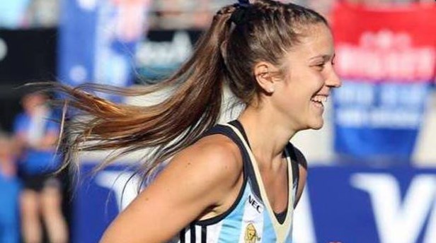 La madrynense Julia Gomes Fantasia sigue firme en el seleccionado.