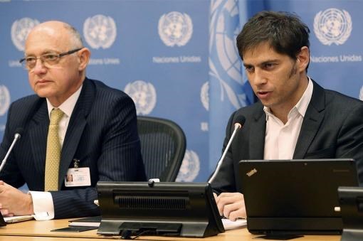 El canciller Timerman y el ministro de Economía, en la sede del organismo