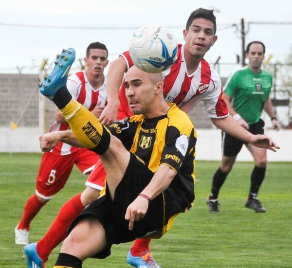 Uno esperaba que el triunfo conseguido en Chivilcoy, le diera mayor tranquilidad al equipo en todas sus líneas, para recuperar la posibilidad de observar un juego más estético y volver a recuperar el 