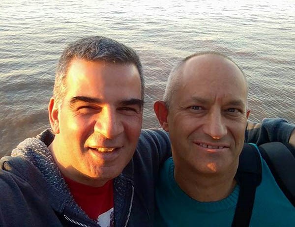 Amistad. Christian (izquierda) y Claudio, en una postal patagónica.