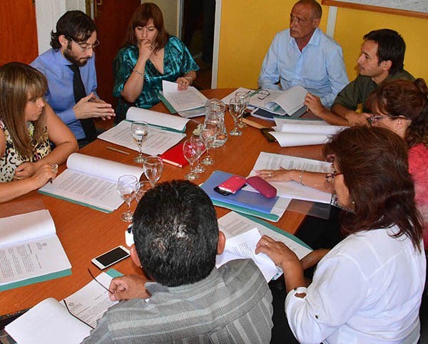 Encuentro. Una postal de la cumbre de ediles con el municipio. 