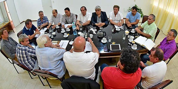 Reclamo colectivo. El sector empresarial se reunió en su conjunto y pidió por la Ley de Emergencia.