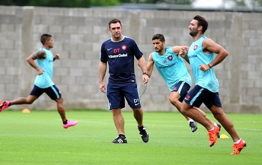 El plantel del Ciclón entrenó esta mañana a las ordenes de su nuevo DiT en el predio del Bajo Flores.