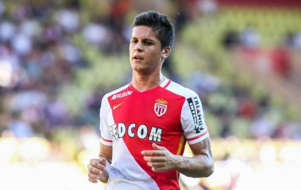Monaco goleó 7-0 a Metz con dos de Guido Carrillo.