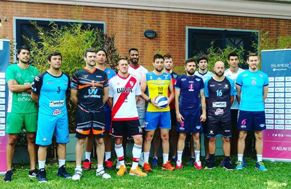 Las figuras de los equipos de la Liga A1 participaron ayer del lanzamiento de la temporada 2016/17.
