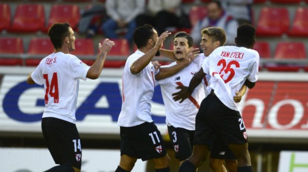 Los andaluces se quedaron con un duelo muy parejo y saltaron a la punta en forma momentánea.