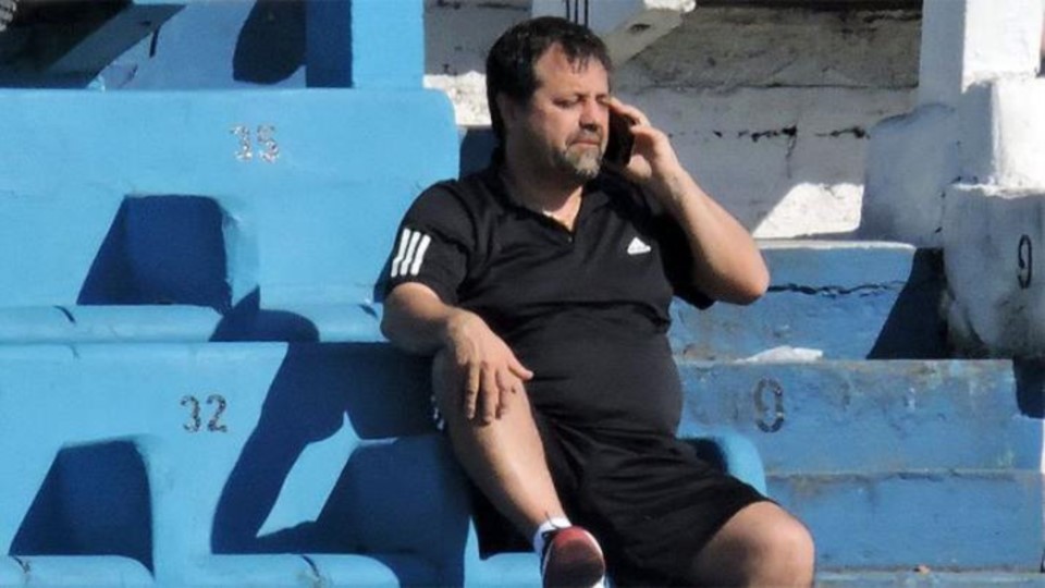 Caruso sufre "aerofobia" por eso fue en colectivo y volvió en auto de Tucumán.