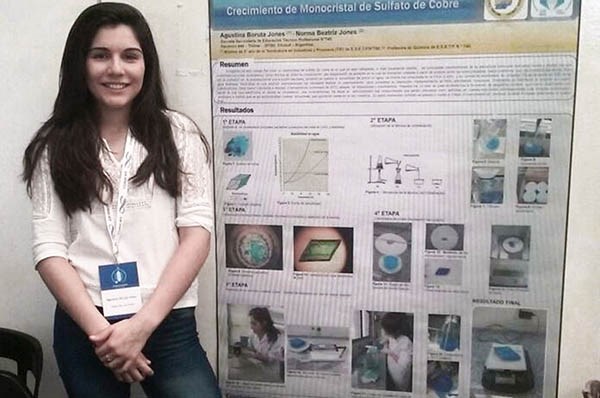 Agustina Boruta Jones, alumna de la Escuela Nº 748 de Trelew, obtuvo  el primer premio en Córdoba.