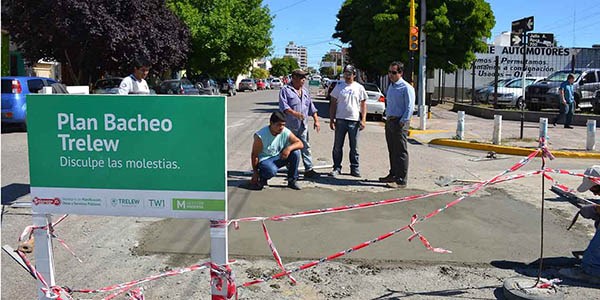Obras. Desde el municipio y en conjunto con la Cooperativa Eléctrica se iniciaron los trabajos en las calles.