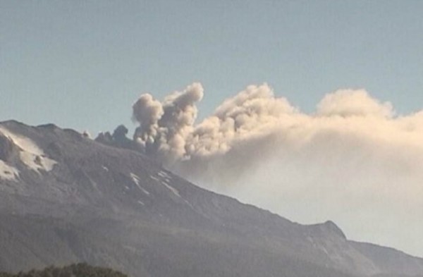 El domingo se detectó un fuerte sismo en la base del volcán Copahue asociado a la fractura de roca producto de la lava. (Foto: Minuto1)