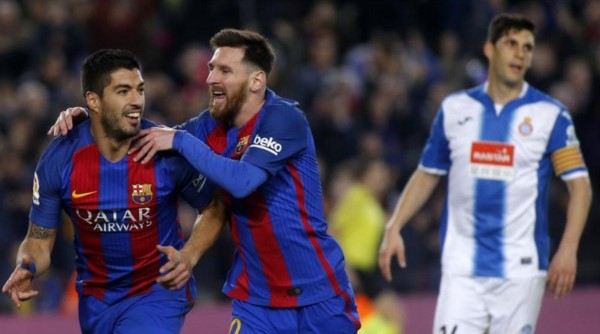 Suárez marcó dos y Messi uno en la goleada de Barcelona ante el Espanyol.
