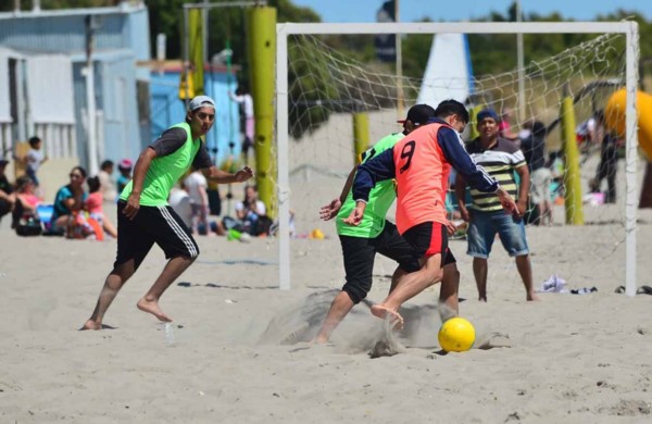 El Fútbol Playa será una de las actividades que se llevará a cabo en el Parador Municipal de Puerto Madryn.