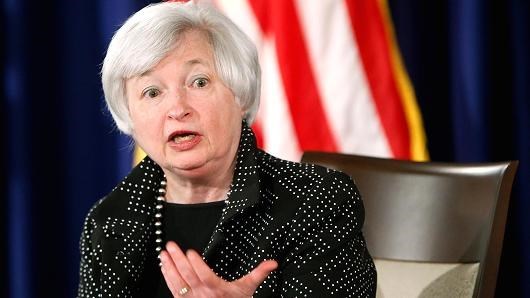 Yanet Yellen, la economista a cargo de la Fed. Otra dama en la cumbre del poder mundial.