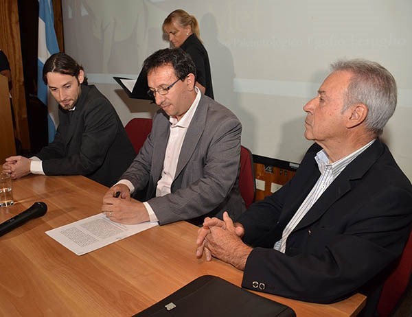 Ampliación. Maderna durante la firma del acuerdo con el MEF.