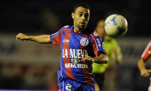 El jugador criado en Madryn llega préstamo al Tatengue desde San Lorenzo.