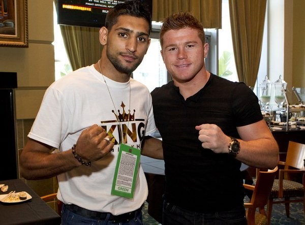 “Canelo” Álvarez defenderá su cinturón contra el inglés Amir Khan el próximo 7 de mayo.